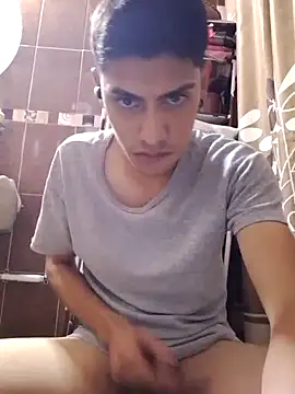 Snapshot of aispuro8505 chatting on 11/15/25, 08:55 aispuro8505 online show from 11/15/25, 08:55