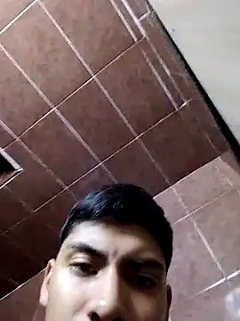 Snapshot of aispuro8505 chatting on 11/21/25, 07:40 aispuro8505 online show from 11/21/25, 07:40