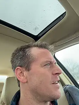 DILFiGuess11 online show from 02/22/26, 07:34