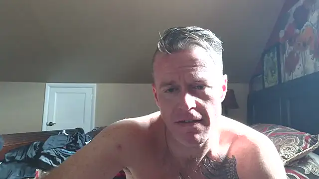 DILFiGuess11 online show from 05/30/26, 08:50