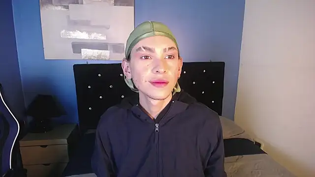 Snapshot of Aaron_Fordd chatting on 09/30/25, 08:03 Aaron Fordd online show from 09/30/25, 08:03