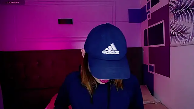 Snapshot of Aaron_Fordd chatting on 10/25/25, 05:30 Aaron Fordd online show from 10/25/25, 05:30