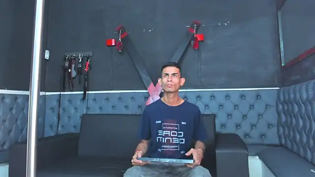 Golldens Dreamss online show from 11/17/25, 12:22