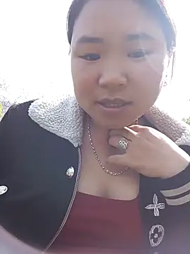 may-squirl online show from 11/16/25, 05:35