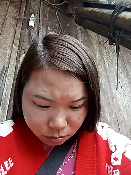 may-squirl online show from 12/05/25, 08:23