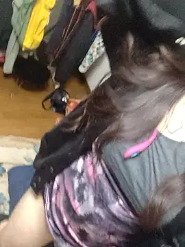 Snapshot of AYA_dayo chatting on 12/16/25, 01:38 AYA dayo online show from 12/16/25, 01:38