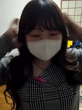 Snapshot of AYA_dayo chatting on 03/08/26, 01:37 AYA dayo online show from 03/08/26, 01:37