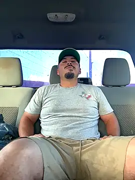 Snapshot of AlexR9700 chatting on 11/16/25, 03:17 AlexR9700 online show from 11/16/25, 03:17