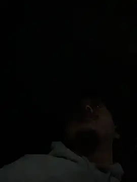 Snapshot of AlexR9700 chatting on 02/20/26, 05:37 AlexR9700 online show from 02/20/26, 05:37