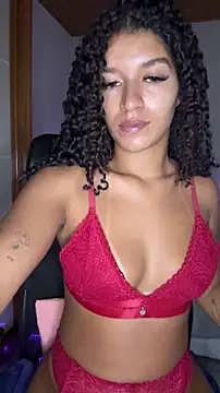 larajuli online show from 04/24/26, 03:42