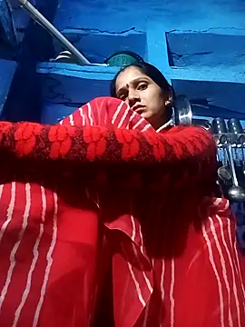 Snapshot of Jooli_xx chatting on 11/25/25, 12:49 Jooli xx online show from 11/25/25, 12:49