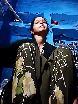 Snapshot of Jooli_xx chatting on 11/29/25, 12:57 Jooli xx online show from 11/29/25, 12:57