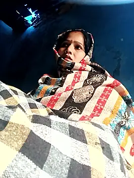 Snapshot of Jooli_xx chatting on 12/14/25, 01:55 Jooli xx online show from 12/14/25, 01:55