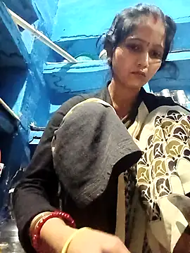 Jooli xx online show from 02/07/26, 11:41