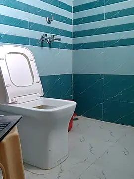 Snapshot of johnysinsr chatting on 01/16/26, 03:43 johnysinsr online show from 01/16/26, 03:43