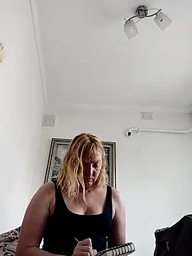 LiluLiluLilu online show from 09/17/25, 06:26