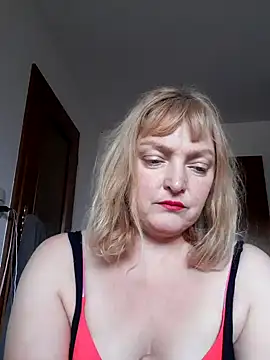 LiluLiluLilu online show from 10/08/25, 03:09