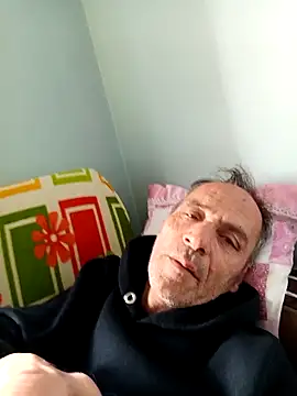 Snapshot of Meliwem12 chatting on 03/06/26, 12:34 Meliwem12 online show from 03/06/26, 12:34