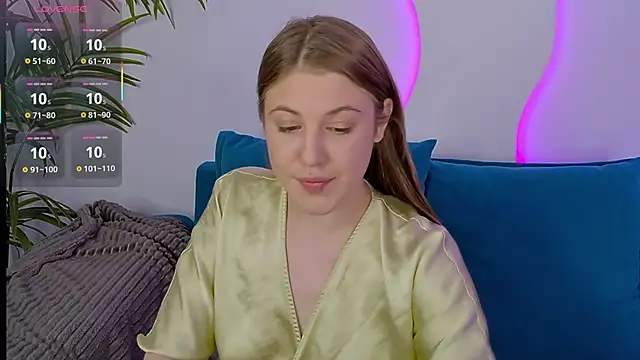 MelanieHenders online show from 10/03/25, 05:59