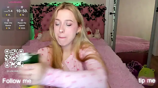 LightStar 18 online show from 11/15/25, 05:09