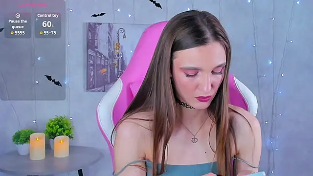 Alisha Green online show from 11/06/25, 09:32