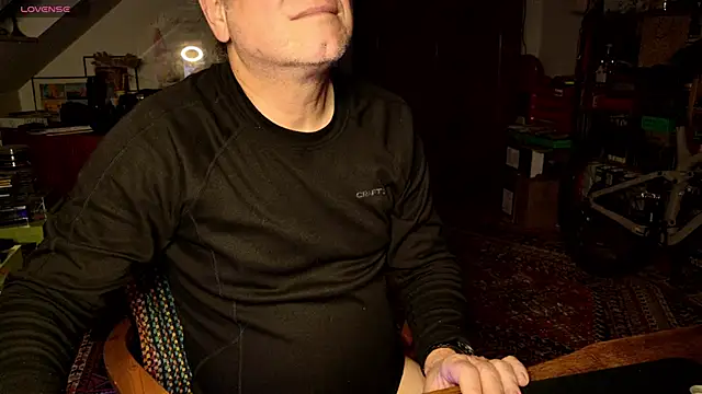 Snapshot of Jack_Beaulieu chatting on 10/11/25, 12:54 Jack Beaulieu online show from 10/11/25, 12:54