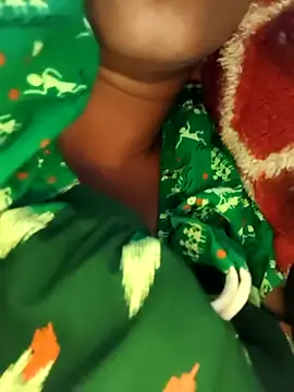 Snapshot of telugu_roja_099 chatting on 10/07/25, 04:37 telugu roja 099 online show from 10/07/25, 04:37