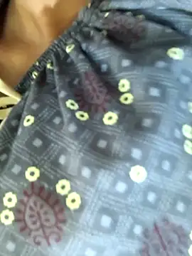 Snapshot of telugu_roja_099 chatting on 10/09/25, 03:15 telugu roja 099 online show from 10/09/25, 03:15