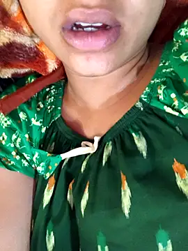 Snapshot of telugu_roja_099 chatting on 10/15/25, 02:33 telugu roja 099 online show from 10/15/25, 02:33