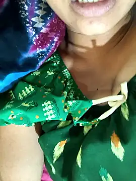 Snapshot of telugu_roja_099 chatting on 10/19/25, 03:51 telugu roja 099 online show from 10/19/25, 03:51