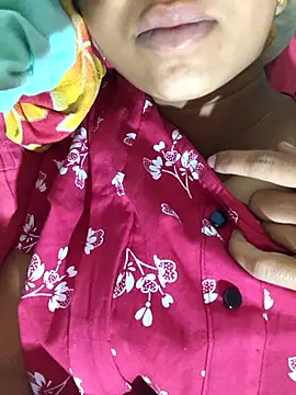 Snapshot of telugu_roja_099 chatting on 11/29/25, 12:24 telugu roja 099 online show from 11/29/25, 12:24