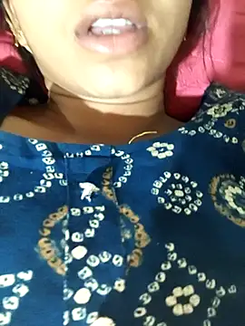 Snapshot of telugu_roja_099 chatting on 12/05/25, 02:47 telugu roja 099 online show from 12/05/25, 02:47