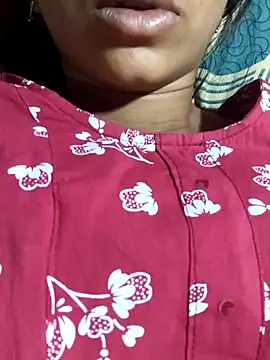 Snapshot of telugu_roja_099 chatting on 12/19/25, 04:52 telugu roja 099 online show from 12/19/25, 04:52