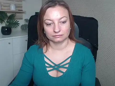 angelaSamt online show from 09/29/25, 05:34