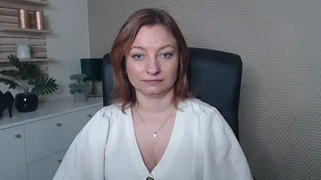 angelaSamt online show from 11/07/25, 06:46