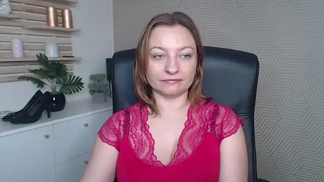 angelaSamt online show from 11/28/25, 06:49