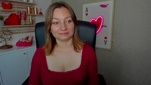 Snapshot of angelaSamt chatting on 06/16/26, 05:43 angelaSamt online show from 06/16/26, 05:43