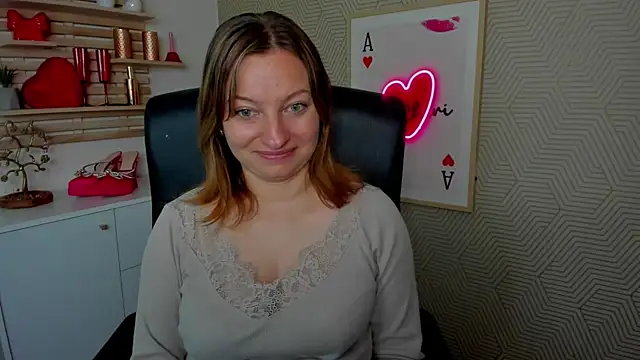 Snapshot of angelaSamt chatting on 06/17/26, 05:32 angelaSamt online show from 06/17/26, 05:32