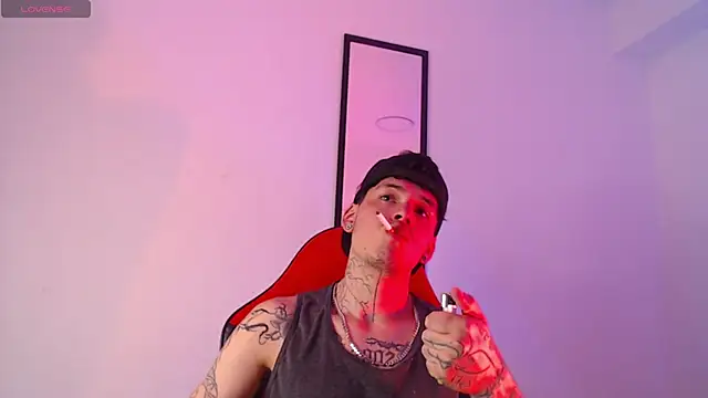 Anhonymus  online show from 10/03/25, 12:46