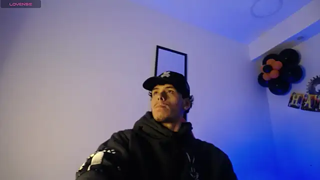 Anhonymus  online show from 10/12/25, 03:49