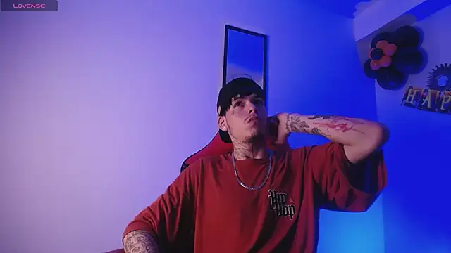 Anhonymus  online show from 10/13/25, 03:39