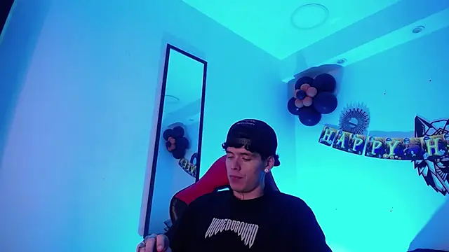 Anhonymus  online show from 10/20/25, 03:51