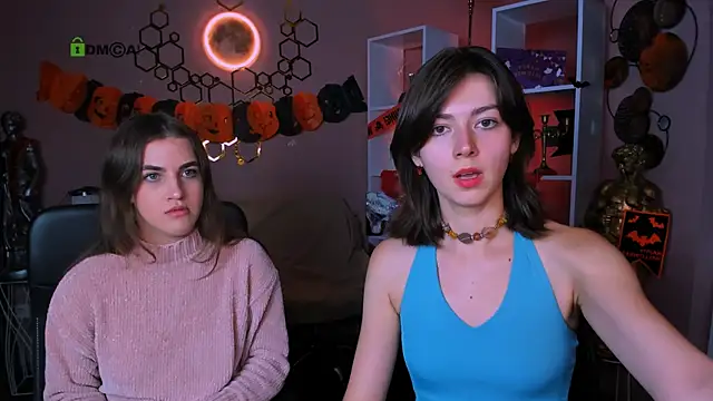 Snapshot of kitniss_dreamy chatting on 10/27/25, 01:15 kitniss dreamy online show from 10/27/25, 01:15