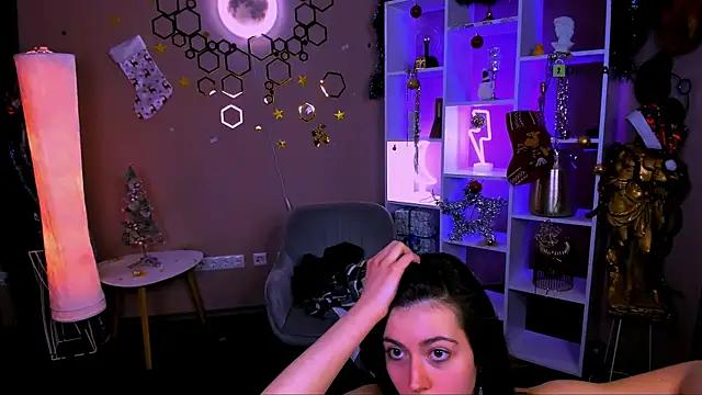 Snapshot of kitniss_dreamy chatting on 01/07/26, 03:53 kitniss dreamy online show from 01/07/26, 03:53