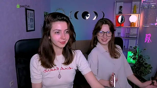 kitniss dreamy online show from 06/14/26, 07:27