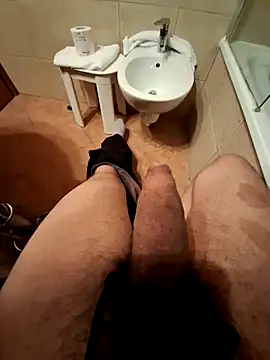 Snapshot of Martucho_hot chatting on 02/02/26, 04:38 Martucho hot online show from 02/02/26, 04:38