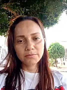 Snapshot of Amanda39 chatting on 05/06/26, 12:54 Amanda39 online show from 05/06/26, 12:54