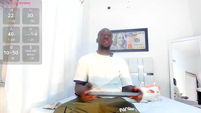 lucas manzon online show from 12/05/25, 01:52