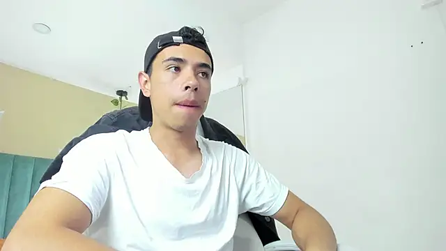 Muscle Scott online show from 09/22/25, 12:07