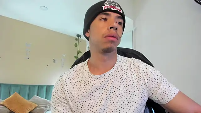 Muscle Scott online show from 12/19/25, 12:45